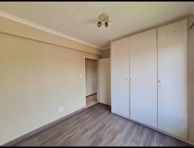 2 BEDROOM TOWNHOUSE FOR SALE IN MARAIS STEYN PARK